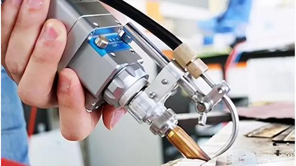 激光焊接機使用安全規(guī)程有哪些？要注意哪些事項？